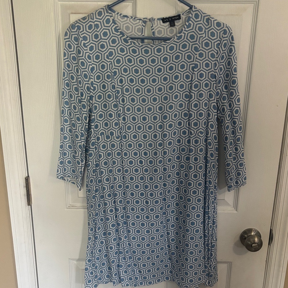 As U Wish Geometric Blue and White Dress size L